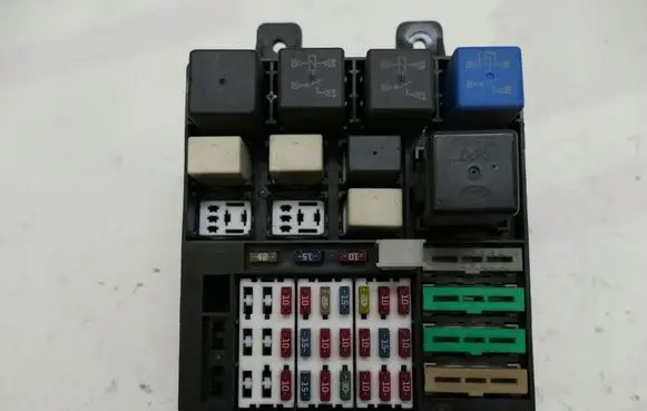 Hyundai Matrix Fuse module 9110217241