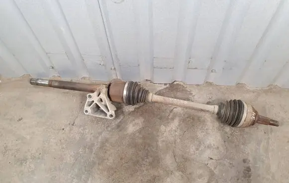 Renault Trafic III (X82) Front driveshaft 
