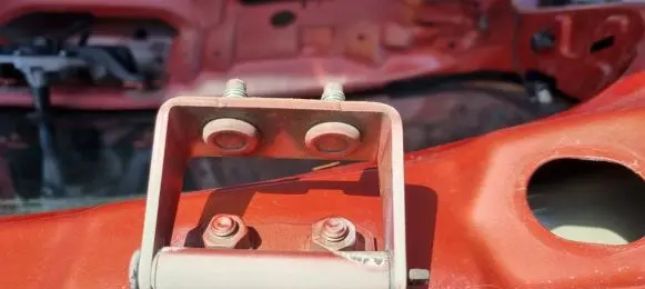 Nissan Qashqai Tailgate/trunk/boot hinge