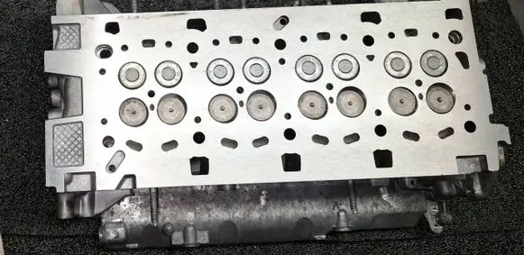 Renault Master III Engine head 110422750R