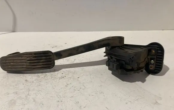Volvo S80 Accelerator throttle pedal 9496822 00776822 F201