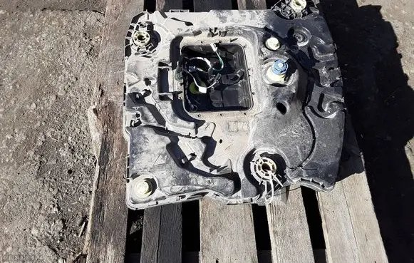 Peugeot Partner AdBlue liquid reservoir 9812914780