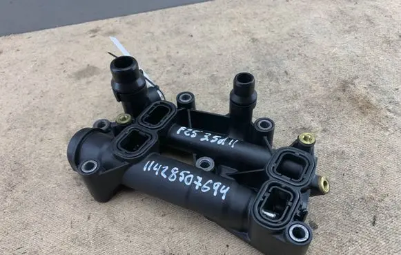 BMW X3 F25 Thermostat 8507694 11428507694