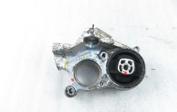 Peugeot 308 Front differential mounting bracket EPC810907
