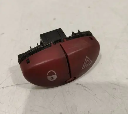 Citroen Xsara Picasso Hazard light switch