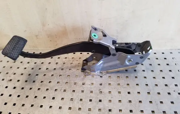 Honda Insight Brake pedal