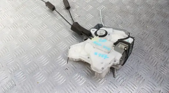 Honda Accord Front door lock