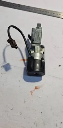 Peugeot 3008 I Ignition lock 9663123380