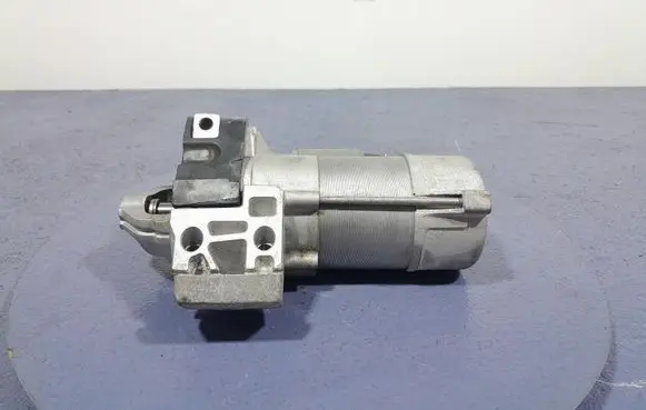 BMW X5 E53 Starter motor 8490093