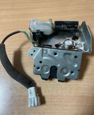 Jaguar X-Type Tailgate/trunk/boot lock/catch/latch S1XNA F00P0K0242 43102AC