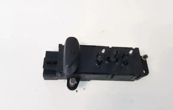 Chrysler Town u0026 Country IV Seat control switch 39754d 1995e