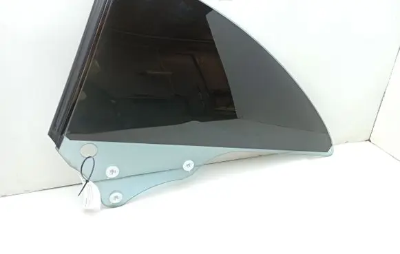 Mercedes-Benz CLK A209 C209 Rear side window