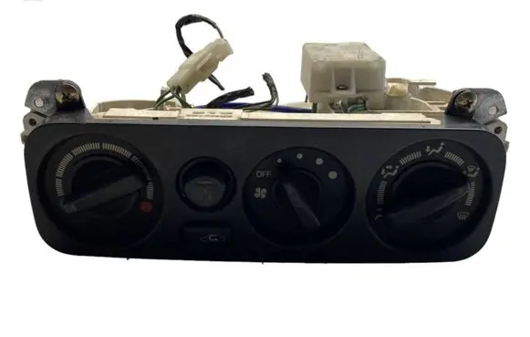 Mitsubishi Pajero Sport I Climate control unit MR460759