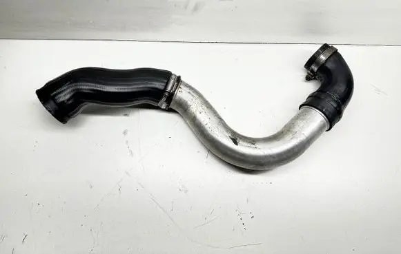 Intercooler hose/pipe