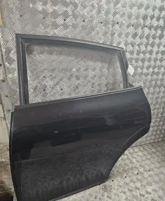 Seat Leon (1P) Rear door