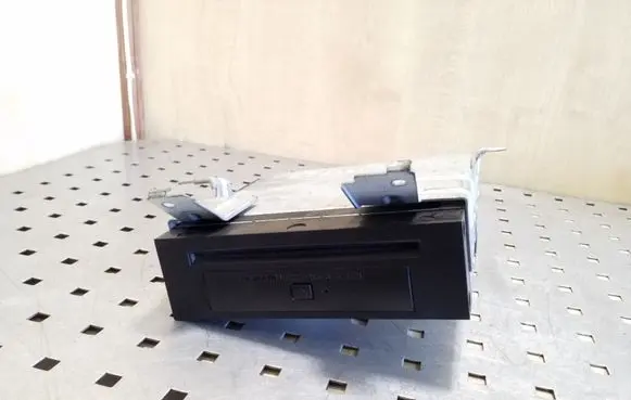 Subaru Legacy Navigation unit CD/DVD player 86271AG030 Y34162272