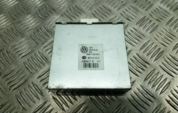 Volkswagen Golf VI Power management control unit 1K0919041
