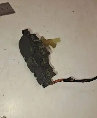 BMW X7 G07 Air flap motor/actuator 412650920