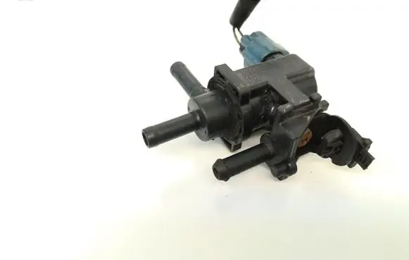 Toyota Corolla Verso E121 Vacuum valve 9008091231 HU1362002740