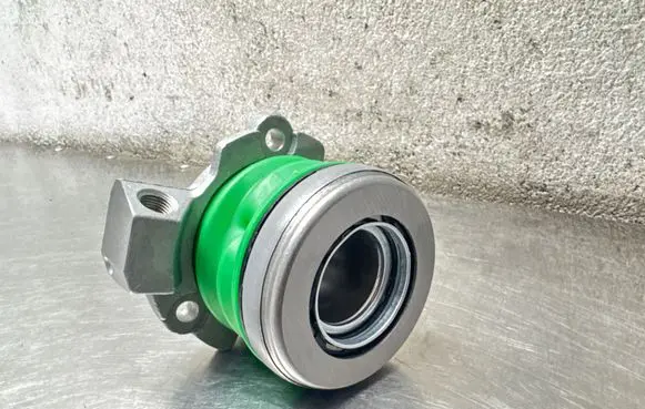 Opel Vectra B Clutch slave cylinder 90522729 205257755 0679346