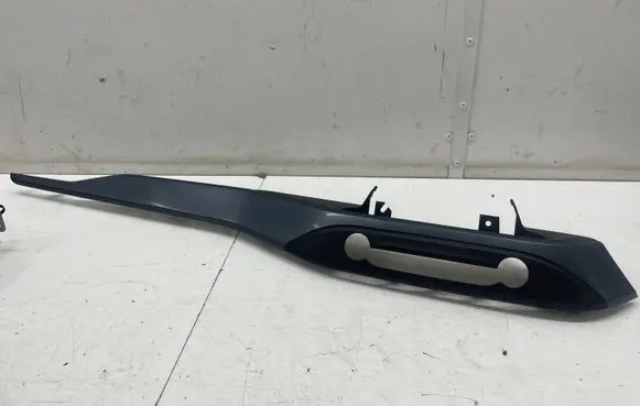 Ford Focus Panel trim JX7BA04587B