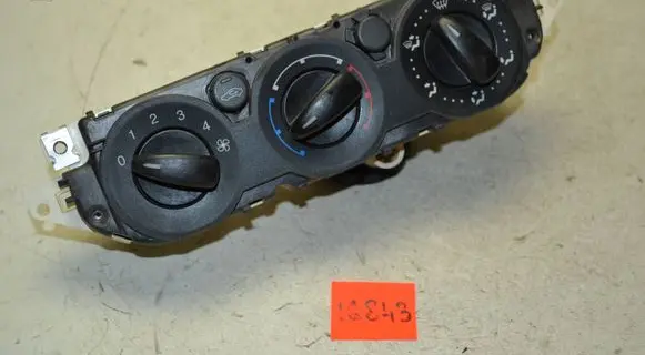 Ford Focus Climate control unit 3M5T18549AD 69607318