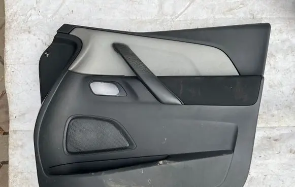 Citroen C4 II Picasso Front door card panel trim 3272000A0ZD