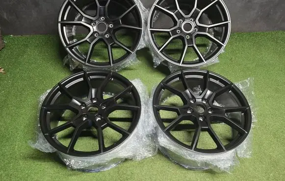 Porsche Taycan 9J1 R21 alloy rim