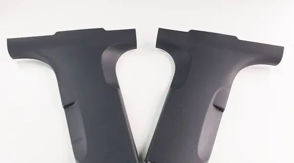 (B) pillar trim (bottom)