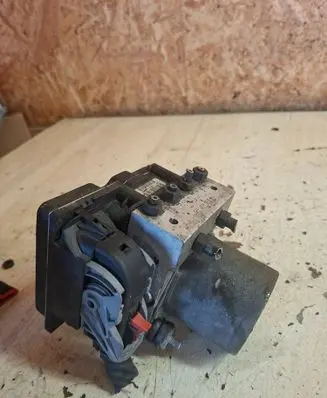 Audi A4 S4 B6 8E 8H ABS Pump 0265234336 636L2110106 8E0614517AH