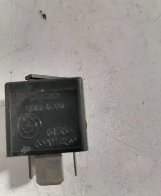 BMW 5 E60 E61 Other relay 6901469