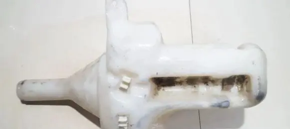 Saab 9-5 Windshield washer fluid reservoir/tank 