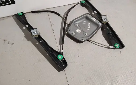 Volkswagen Golf Plus Front window lifting mechanism without motor 5M0837462 1K4837462B 1K5837462R