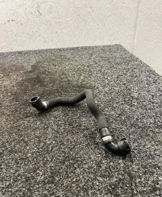 BMW X5 E70 Engine coolant pipe/hose 7576383