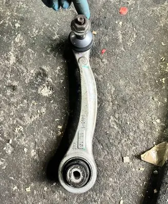 BMW X5 E70 Rear control arm J4546061