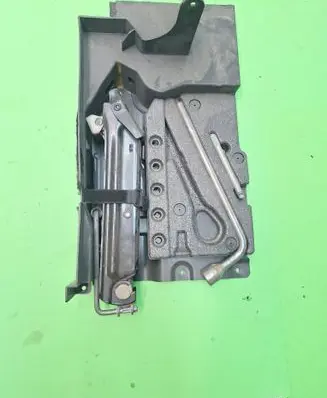 Mercedes-Benz C W203 Tool set 2038900061