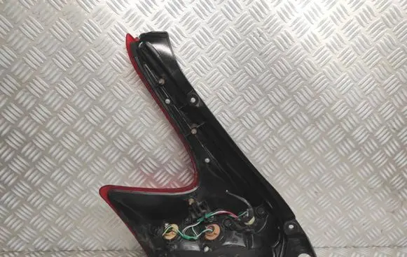 Nissan Juke I F15 Rear/tail lights