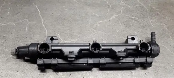 Seat Ibiza IV (6J,6P) Fuel main line pipe 03e133320a
