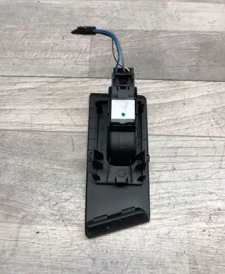 Volkswagen PASSAT B7 Electric window control switch 3AA868749