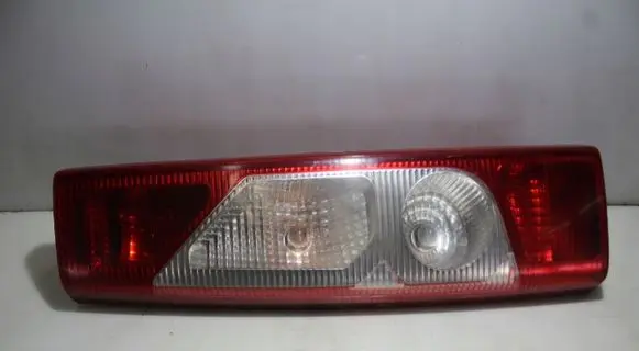 Peugeot Expert Rear/tail lights