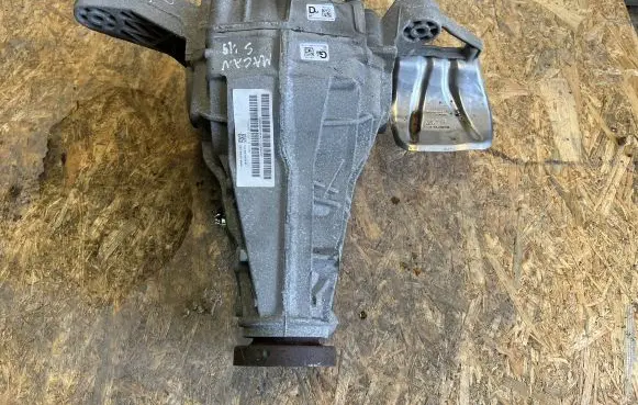Porsche Macan (95B) Rear differential 95B525015M