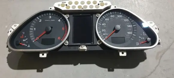 Audi A6 S6 C6 4F Speedometer (instrument cluster) 4F0920950L