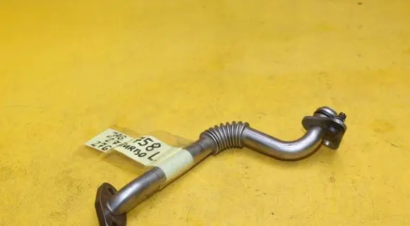 Jaguar XF X250 Turbo air intake inlet pipe/hose 4R8Q-6K677-FB