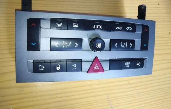 Peugeot 407 Climate control unit 96573322