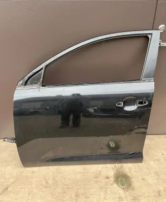KIA Sportage Front door