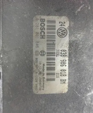 Volkswagen Golf IV Engine control unit/module 038906018BM 0281001846 28SA3729