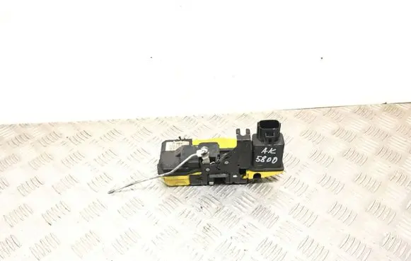 Volvo S80 Rear door lock 30699754