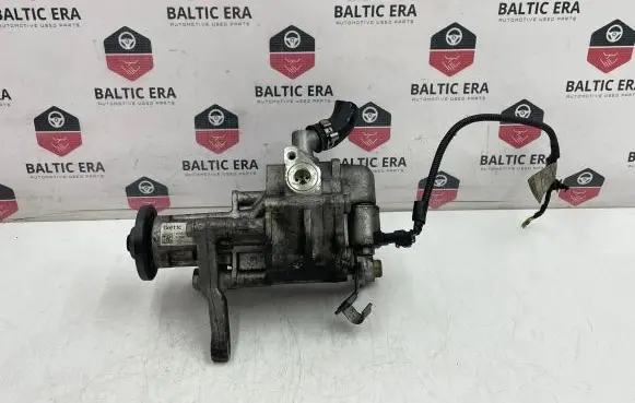 BMW 5 GT F07 Power steering pump 6867159 5016957