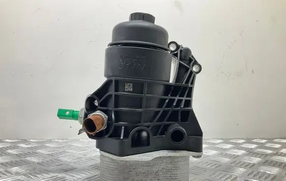 Skoda Octavia Mk3 (5E) Oil filter mounting bracket 03N115389A 03N117021