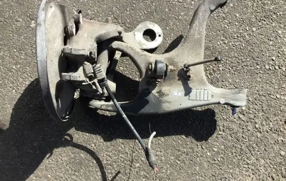 Audi A5 8T 8F Rear wheel hub 8K0505311J 8K0505435AB 8K0505431AP